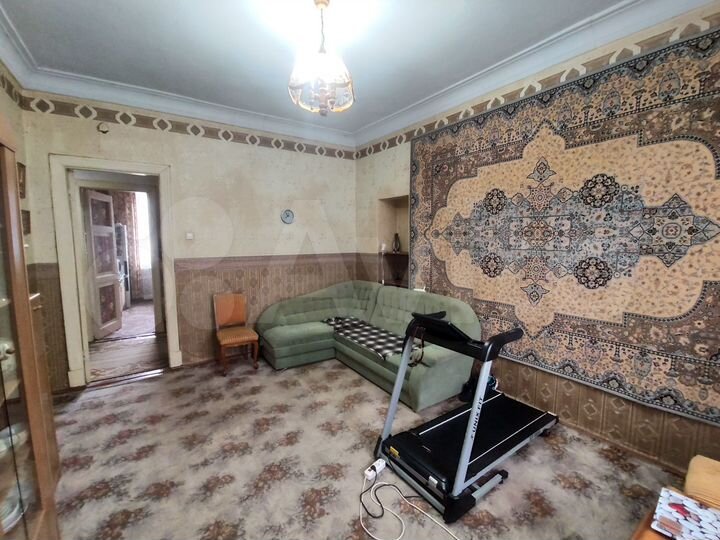 2-к. квартира, 57 м², 1/5 эт.