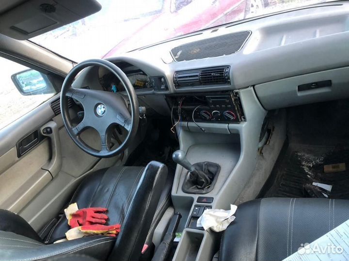 В разборе Bmw 5 e34 1988-1995