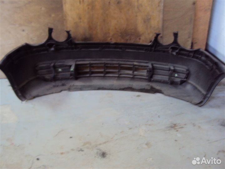 Бампер передний Volkswagen Polo 9N1 BBY 2000
