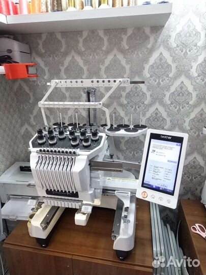 Вышивальная машина Brother pr