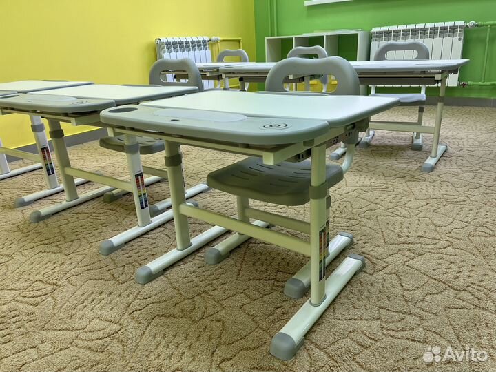 Парта и стул Anatomica Avgusta белый/серый