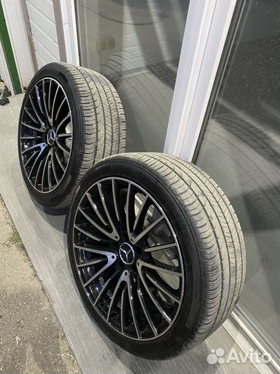 Комплект разношироких колёс R19 на Mercedes amg