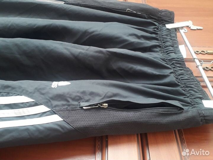 Спортивные брюки adidas