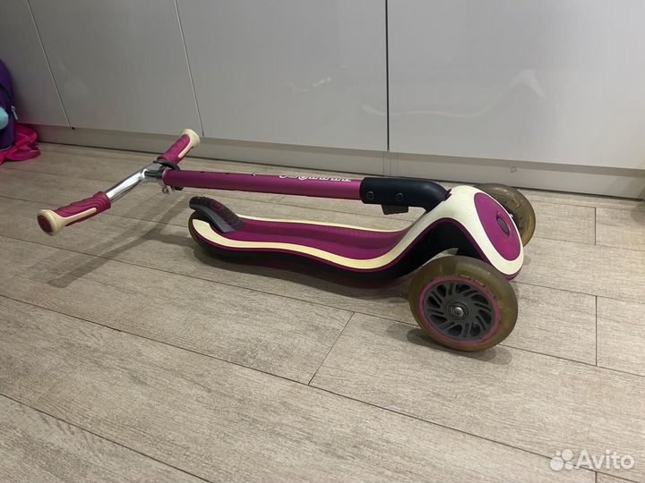 Самокат трехколесный globber