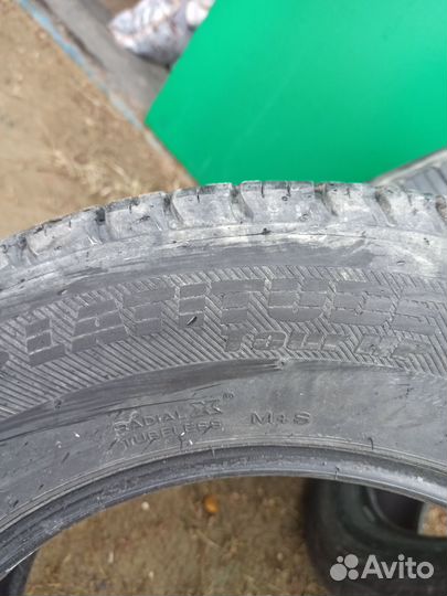 Michelin Latitude Tour HP 215/65 R16