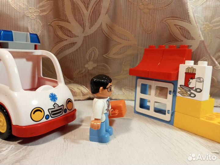 Lego duplo 10527 Скорая помощь