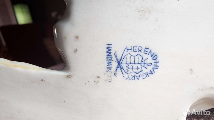 Фарфоровая статуэтка собака Борзая Херенд