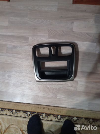 Рамка Рено Логан 2