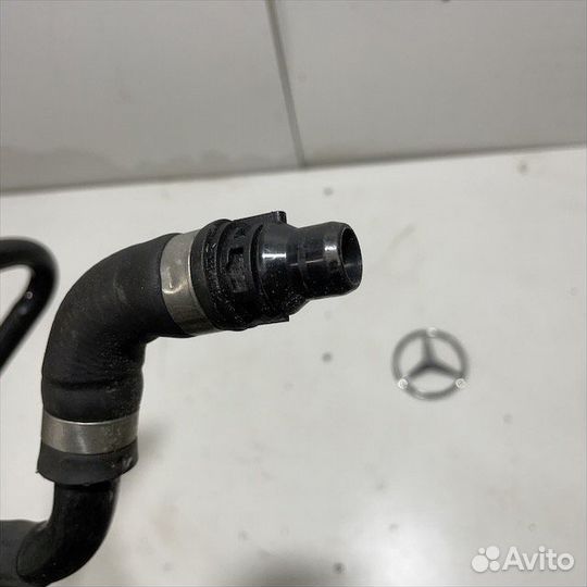 Шланг охлаждения Мерседес w212 w204
