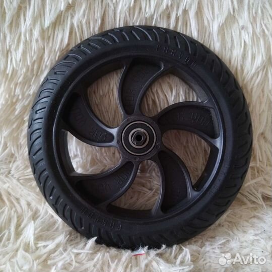 Колесо заднее для электросамоката Кугo s3