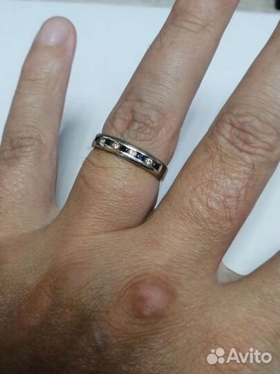 Золотое кольцо с бриллиантами