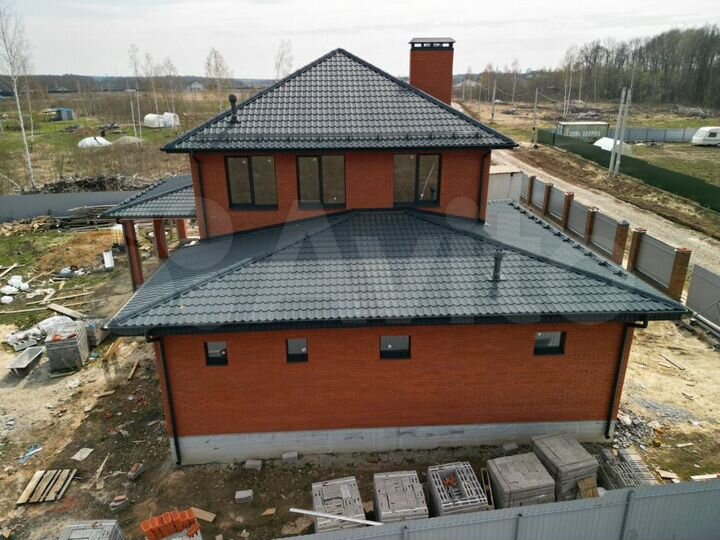 Дом 253 м² на участке 13 сот.