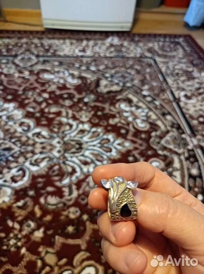 Перстень женский серебро