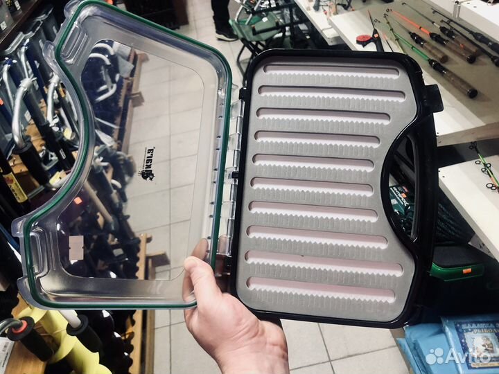 Коробка Akara для мушек