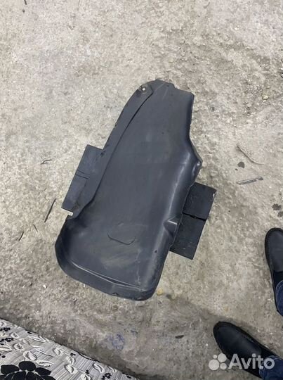 Подкрылок-локер Астра H GTC задний левый