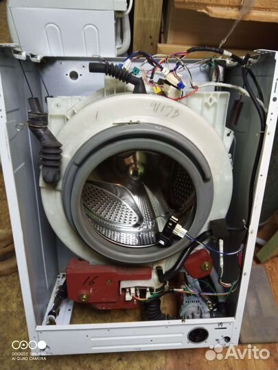 Стиральная машина samsung 5 кг,в идеальном состоян