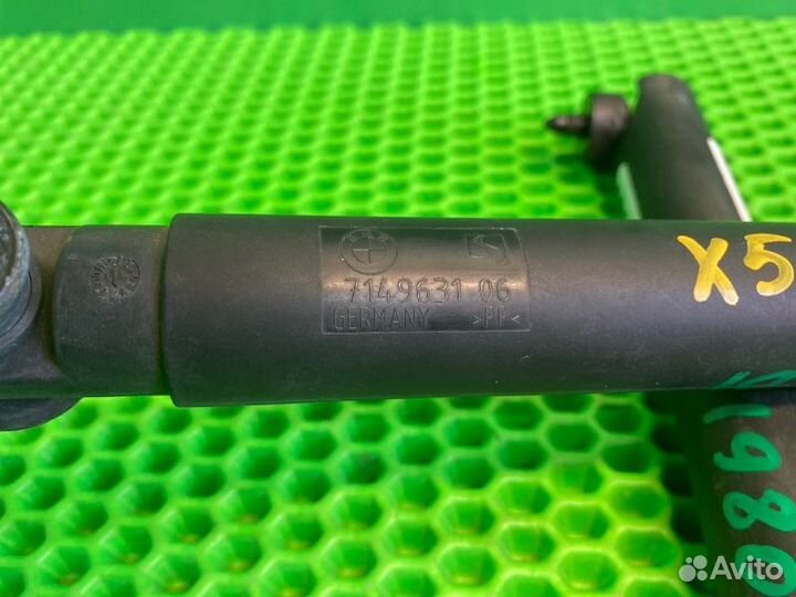 Амортизатор двери багажника Bmw X5 E70 N57D30A