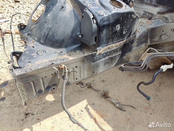 Лонжерон передний правый Lexus Ls 2006-2017