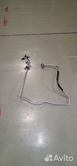 Шланг кондиционера 7H1820741AA VW Transporter T5