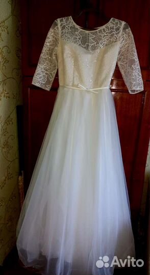 Свадебное платье