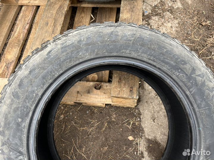 Bridgestone Ice Cruiser 5000 205/60 R16