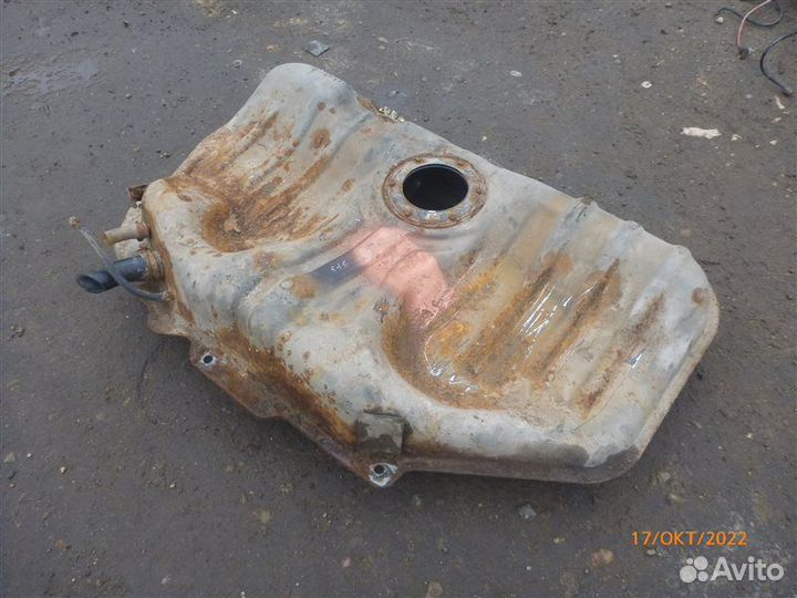 Бак топливный Nissan Almera N15 GA14 2000