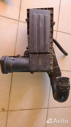 Корпус воздушного фильтра VW Passat CC B6 b7