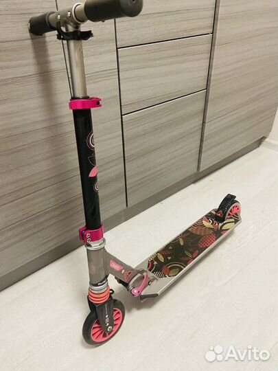 Самокат детский для девочки складной