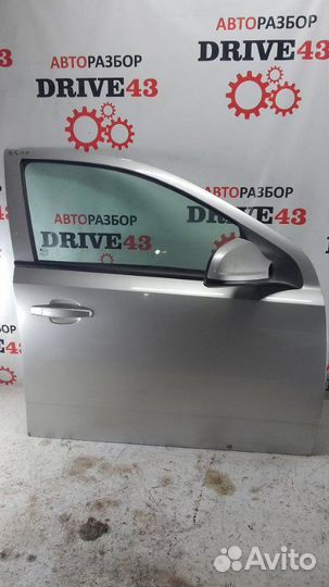 Дверь передняя правая Opel Astra H 1.6 Z16XER 2011