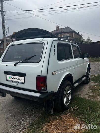 LADA 4x4 (Нива) 1.7 МТ, 2011, 139 000 км