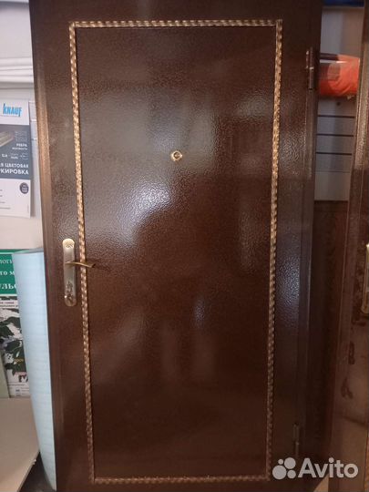 Продам двери