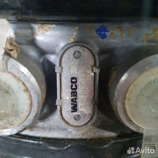 Энергоаккумулятор volvo