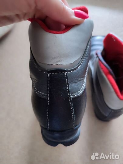 Лыжные ботинки р. 34