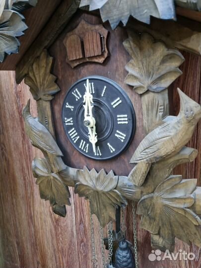 Часы с кукушкой механические
