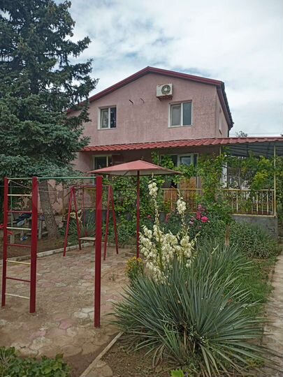 Дом 110 м² на участке 4 сот.