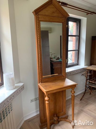 Старинная мебель