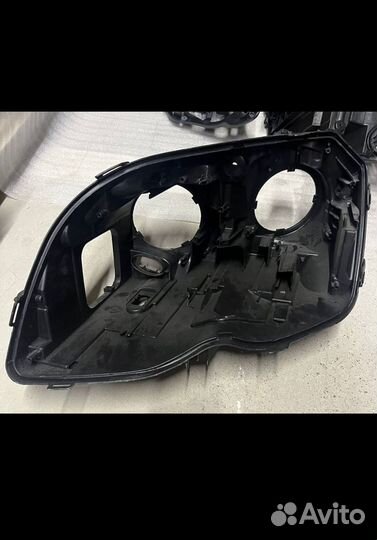 Корпус фары Mercedes Benz 204 GLK ксен+LED - 13-15