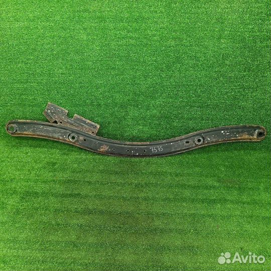 Кронштейн глушителя передний Ford Focus 2 2007