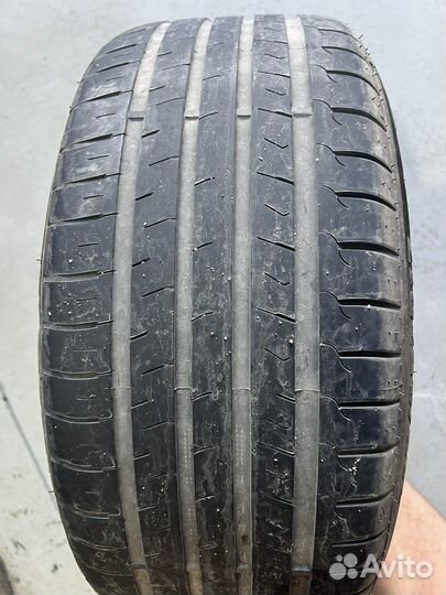 Firemax FM601 245/45 R17 99W