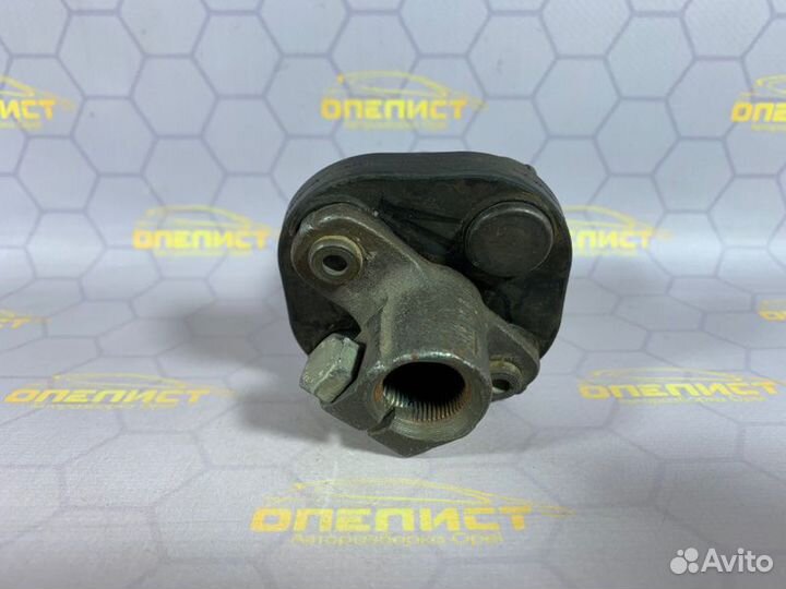 Рулевой карданчик Opel Vectra A