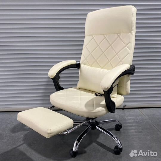 Офисное кресло