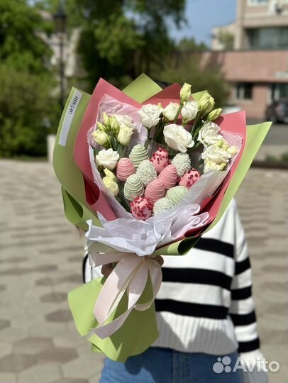 Букеты из клубник в шоколаде