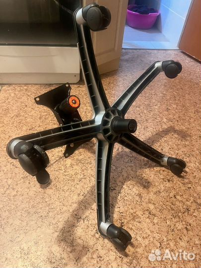 Крестовина для кресла бу