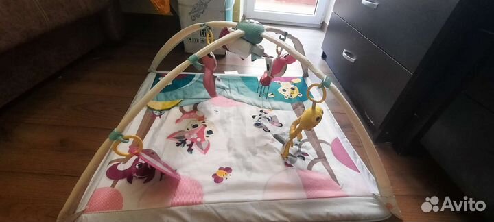 Развивающий коврик tiny love принцесса