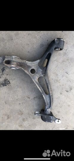 Рычаг правый нижний передний W164 X164 Mercedes