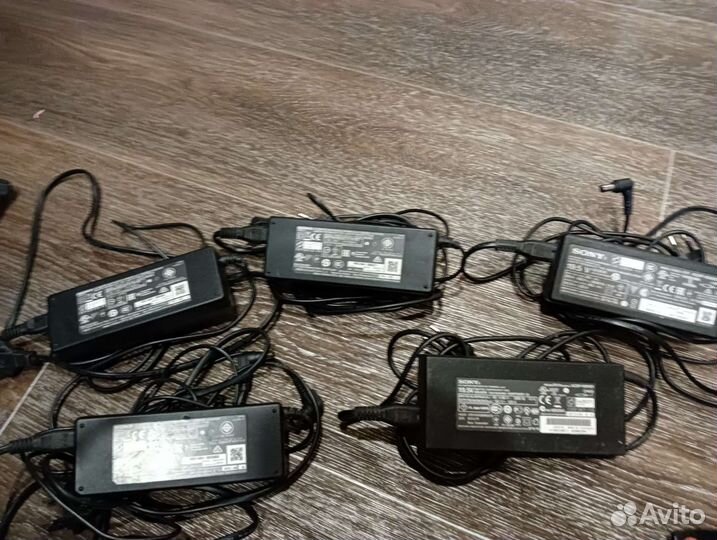 Блок питания Sony