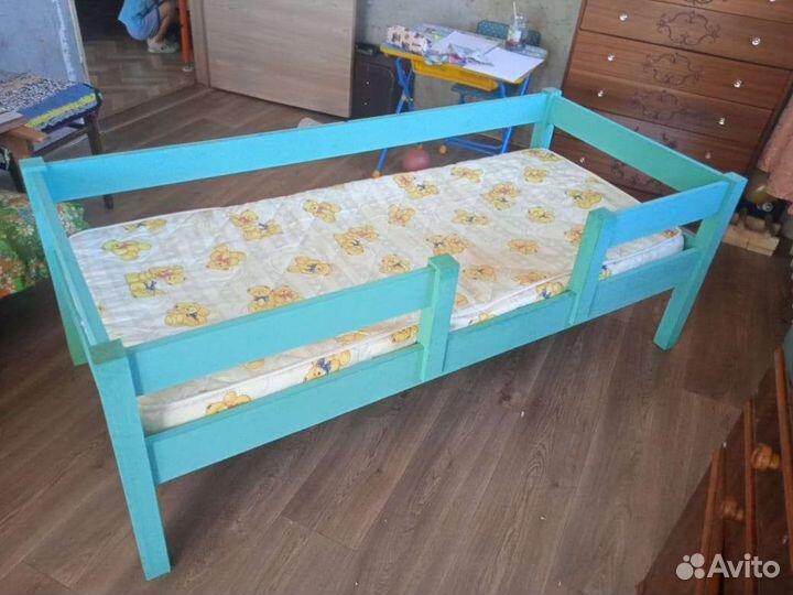 Детская кровать от 3 лет с матрасом бу