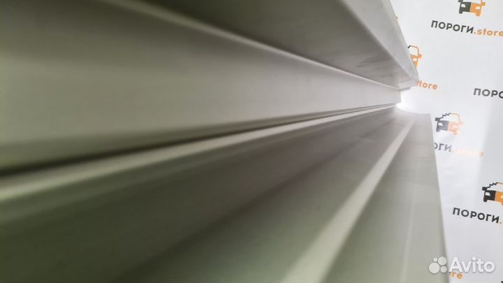 Кузовной порог левый Hyundai Tucson