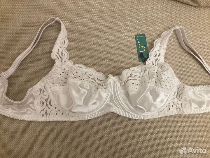Бюстгальтер новый белый jalbonne, 80 В