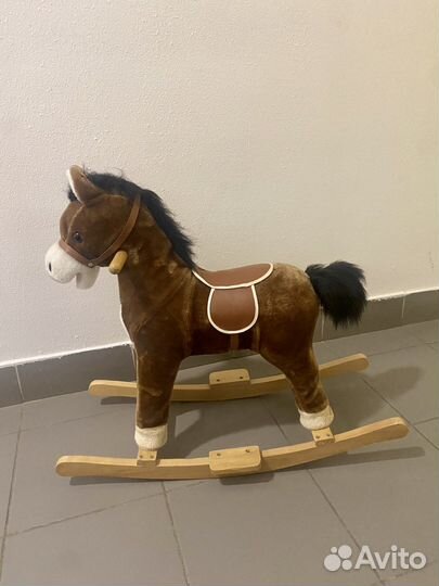 Детская лошадка качалка